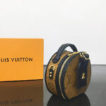 Louis Vuitton Mini Boite Chapeau Handbag M68276 Apricot